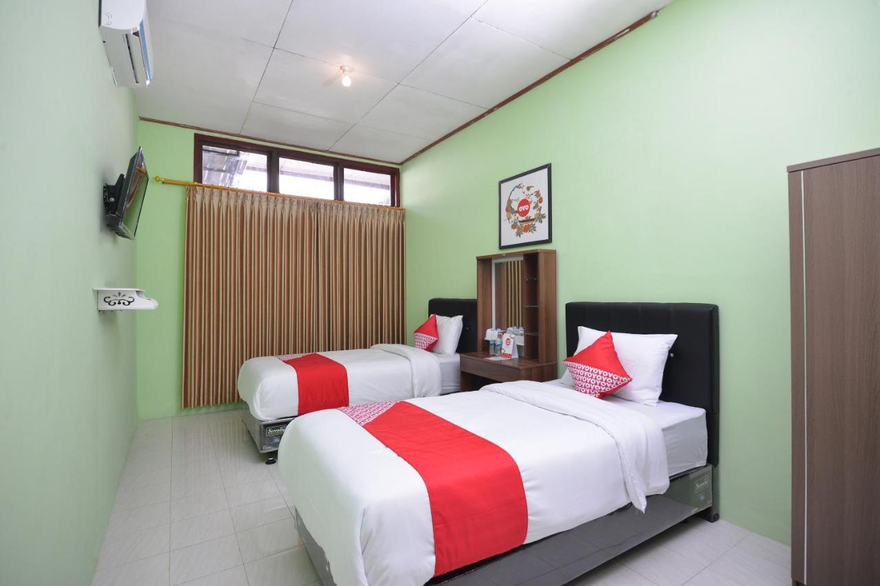 Hotel Super Oyo 1046 Omah Pathok Yogyakarta Exterior foto