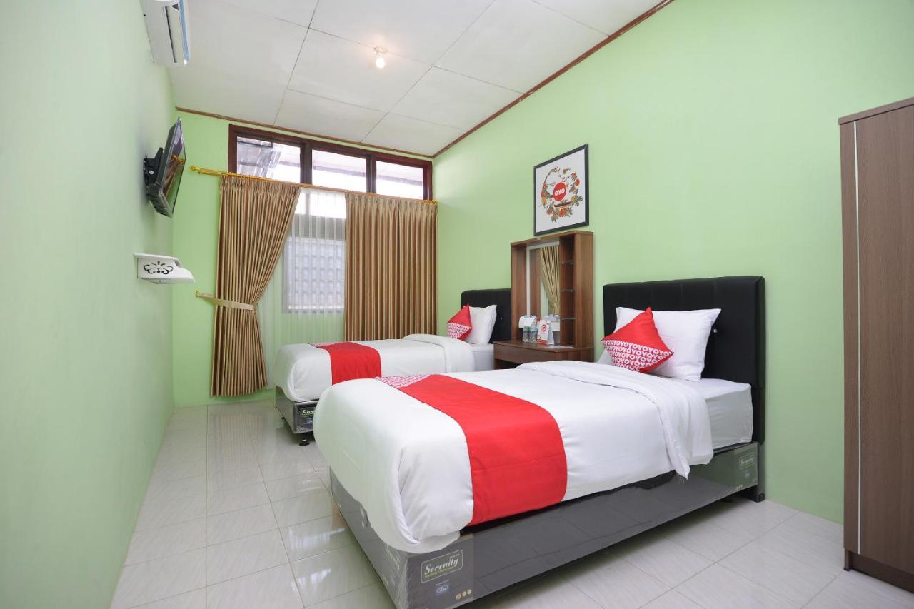 Hotel Super Oyo 1046 Omah Pathok Yogyakarta Exterior foto