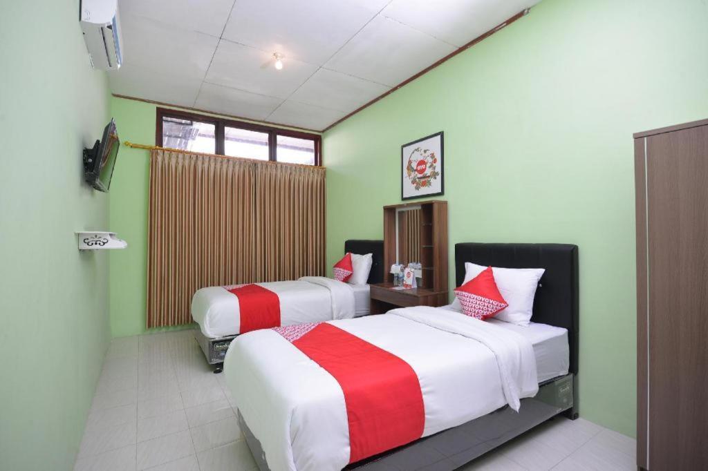 Hotel Super Oyo 1046 Omah Pathok Yogyakarta Exterior foto